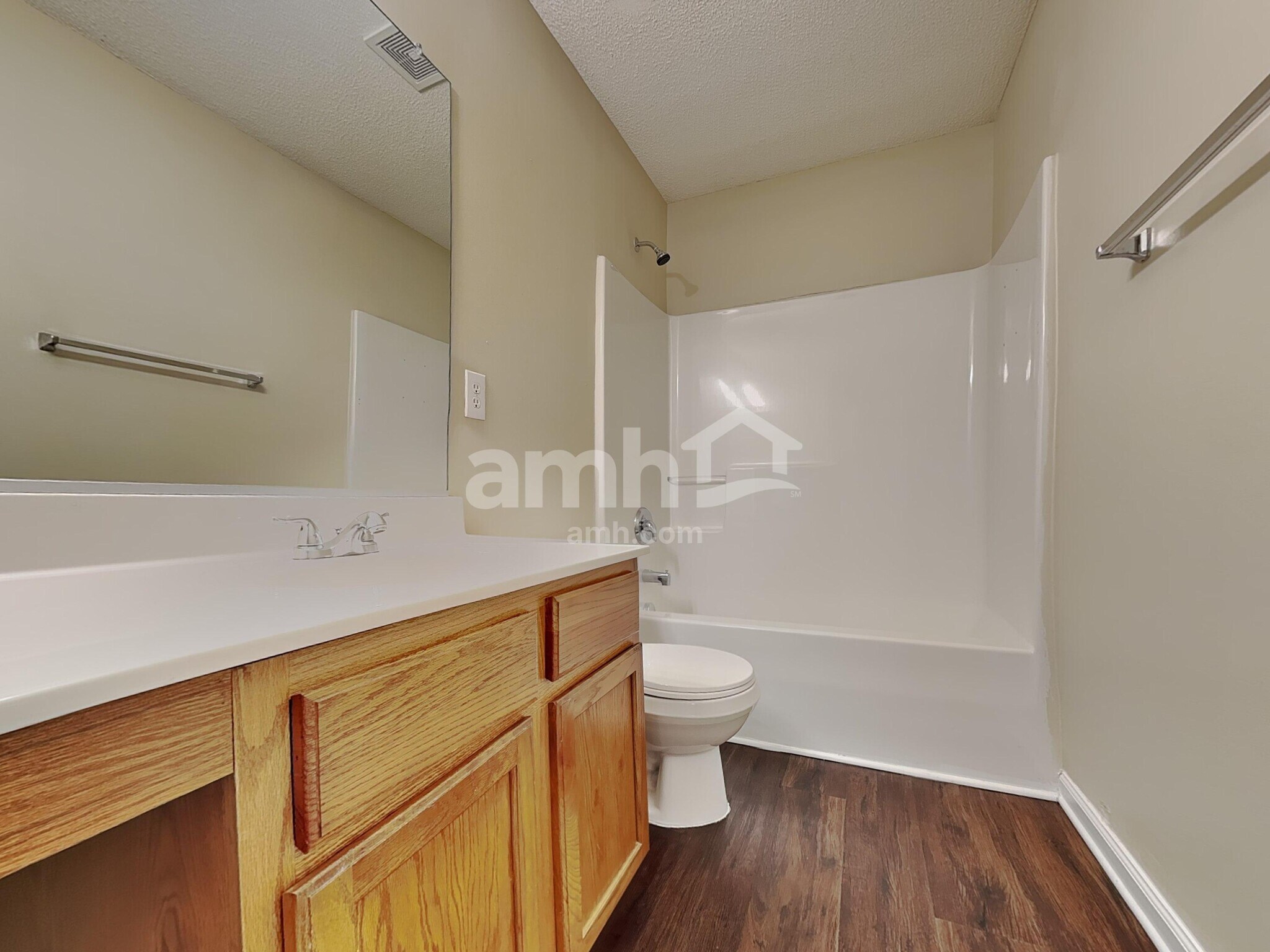 Building Photo - 808 Vonkramer Ct