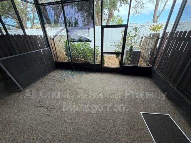 Building Photo - 2751 S Pines Dr