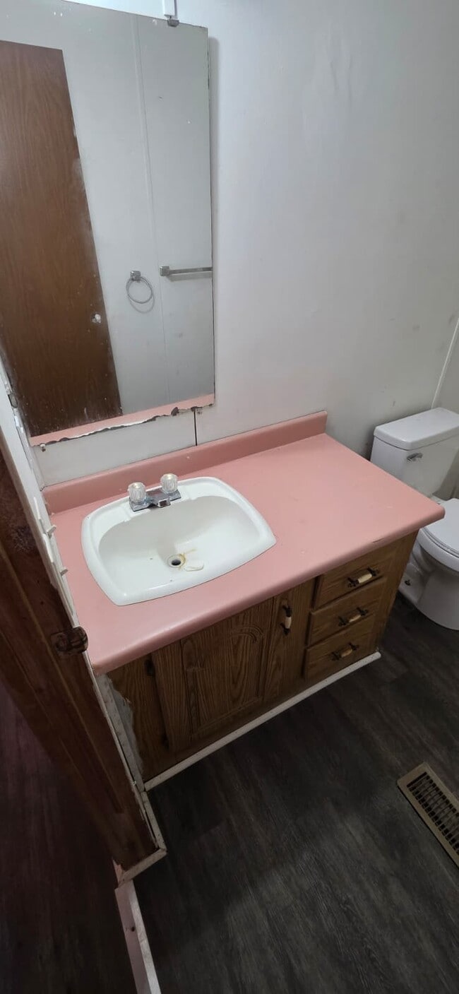 Building Photo - Cedar Street MHC