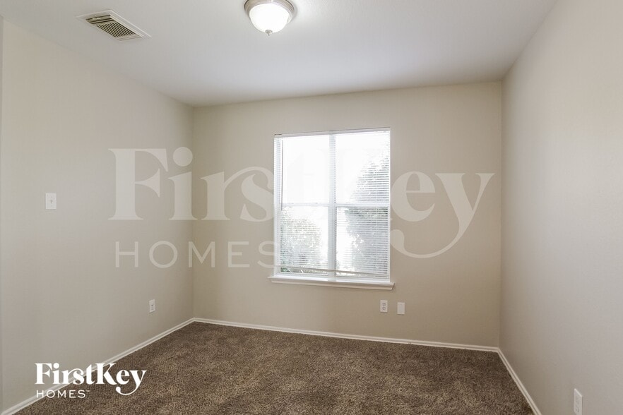 Building Photo - 8126 Liberty Point Ln