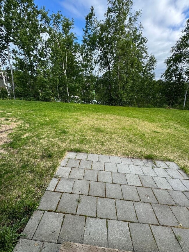 Building Photo - 1167 Westpoint Dr