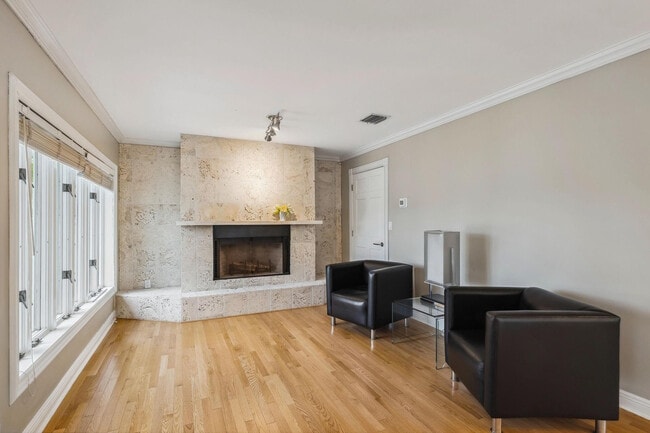 Building Photo - 3301 NE 16th St