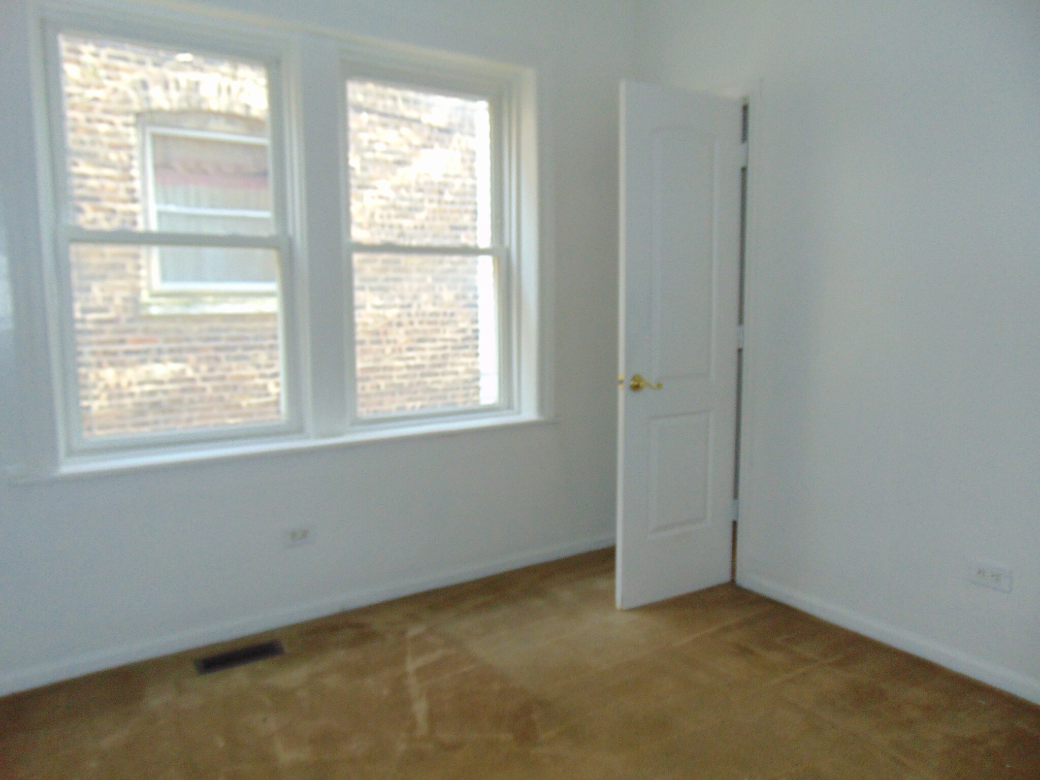 Building Photo - 1501 E 74th Pl