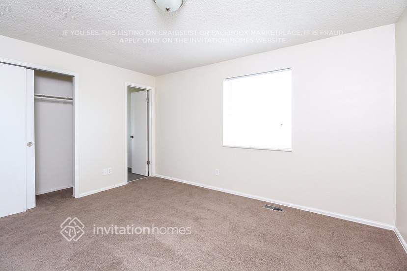 Building Photo - 10970 Newland St