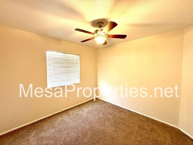 Building Photo - 13720 Thrush Ct