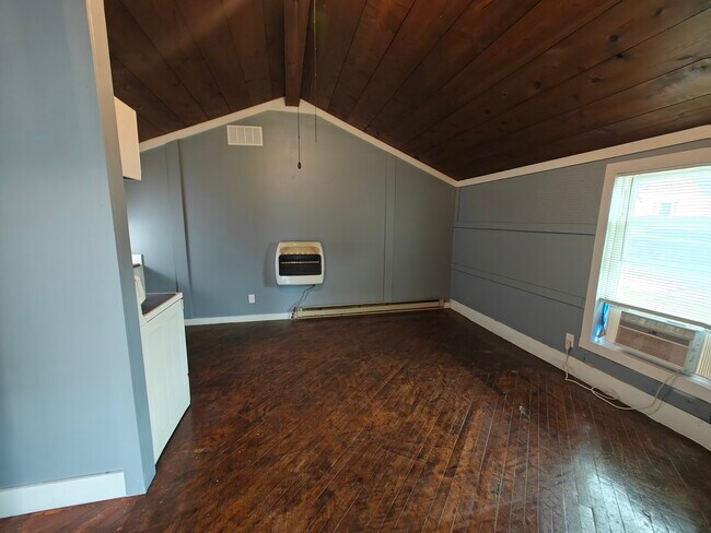 Building Photo - 116 Montgomery St