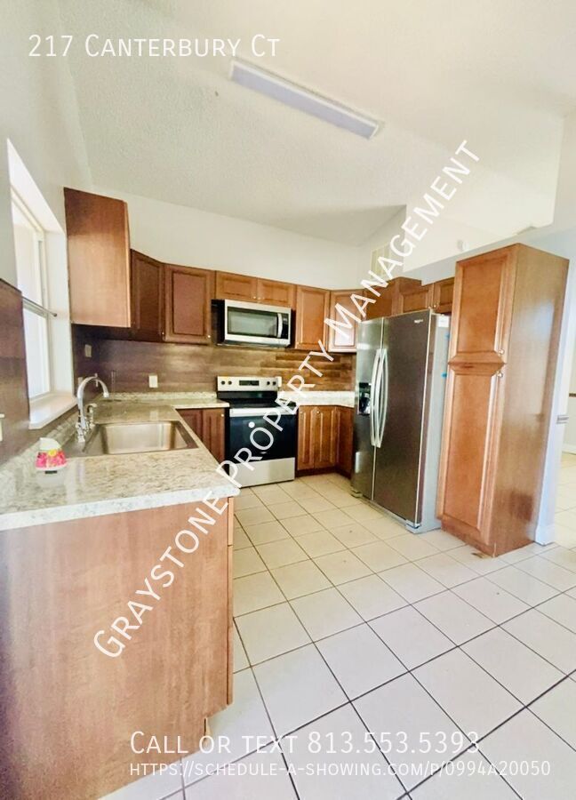 Building Photo - 217 Canterbury Ct