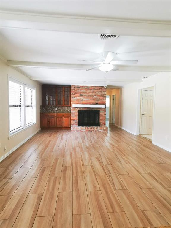 Building Photo - 10307 Cedarhurst Dr