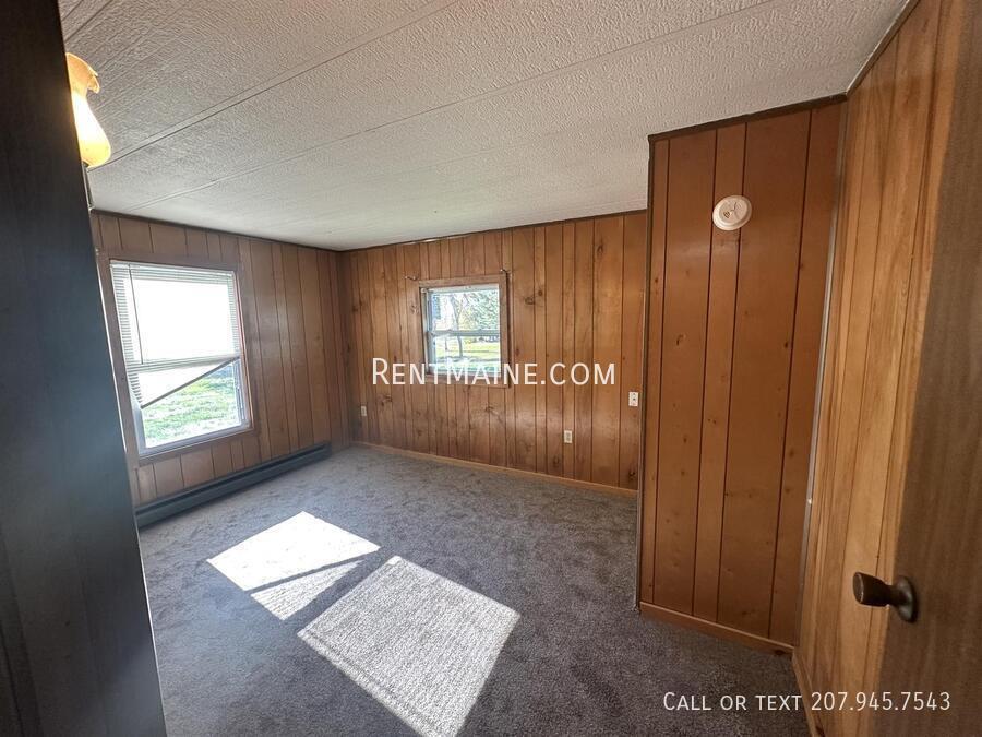 Building Photo - 329 Corinth Rd