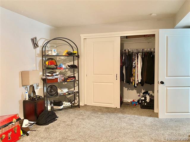 Building Photo - 401 Leo Ln
