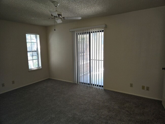 Building Photo - Two bedroom two bath gated Community Condos off Medical Drive close to I 10 & Babcock.