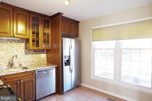 Building Photo - 4492 Ruggles Ct