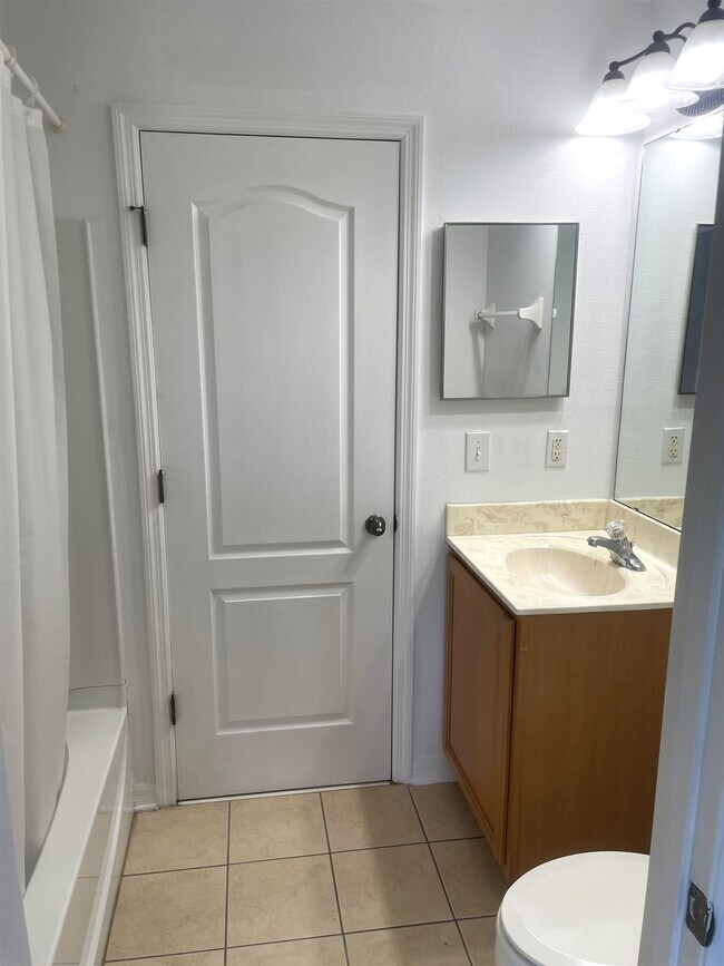 Building Photo - 509 Cabernet Pl