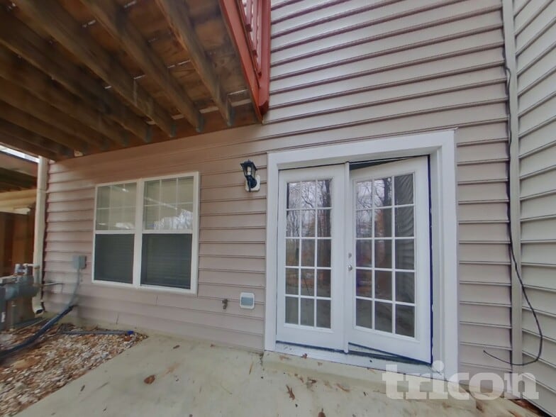 Building Photo - 7902 Heatherleigh Pl