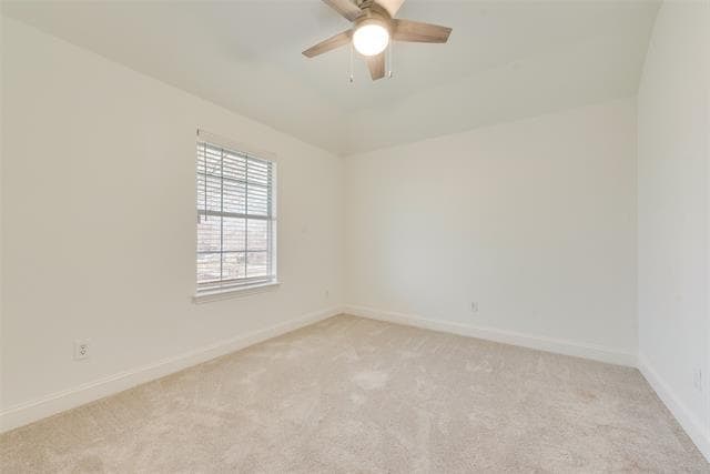 Building Photo - 3400 Oleander Dr