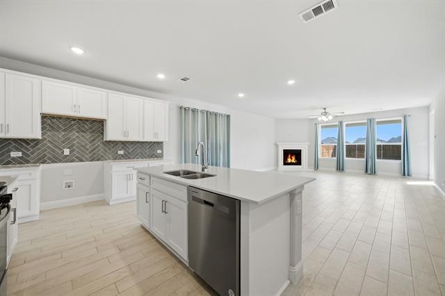 Building Photo - 500 Portina Dr