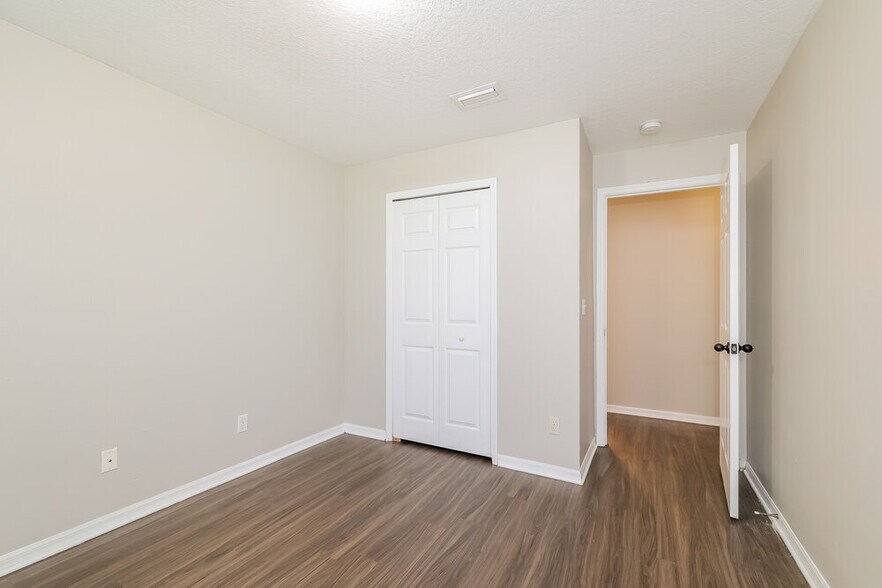 Building Photo - 5 Bay Ridge Loop