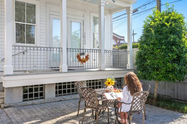 Building Photo - 1501 Robert C. Blakes Sr. Dr