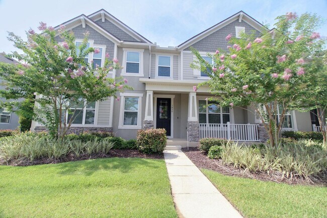 Building Photo - For Rent – Modern 3-Bedroom Townhome - Ava...