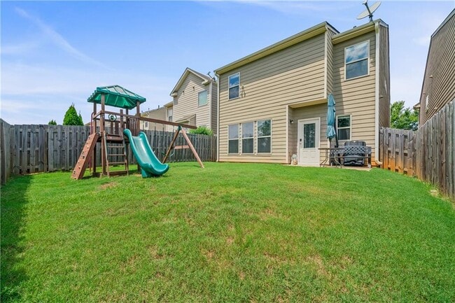 Building Photo - 4940 Breezewood Cir