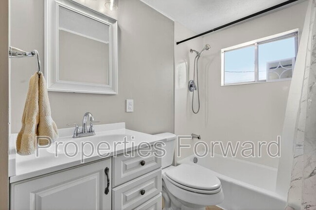 Building Photo - 873 Allison Dr