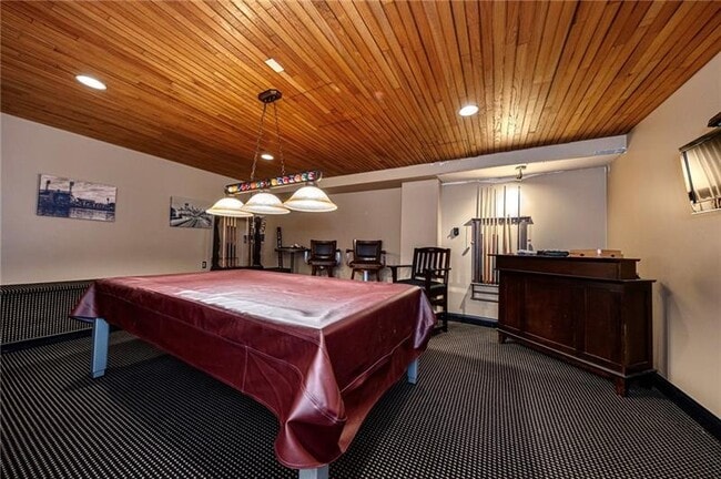 Building Photo - 320 Fort Duquesne Blvd