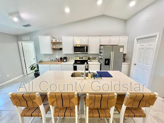 Building Photo - 11373 Visby Ave