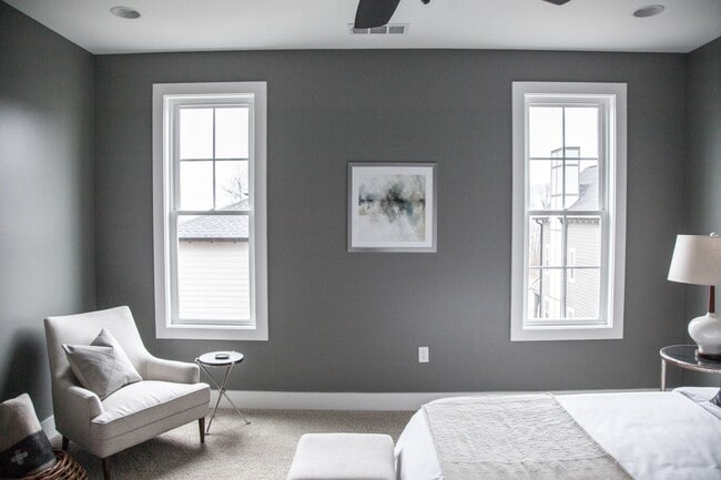 Building Photo - 3 Bed, 3.5 Bath Home w/ 2 Car Garage in East Nashville