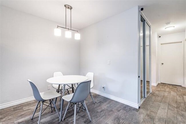 Building Photo - Remodeled Condo in Normal Heights!
