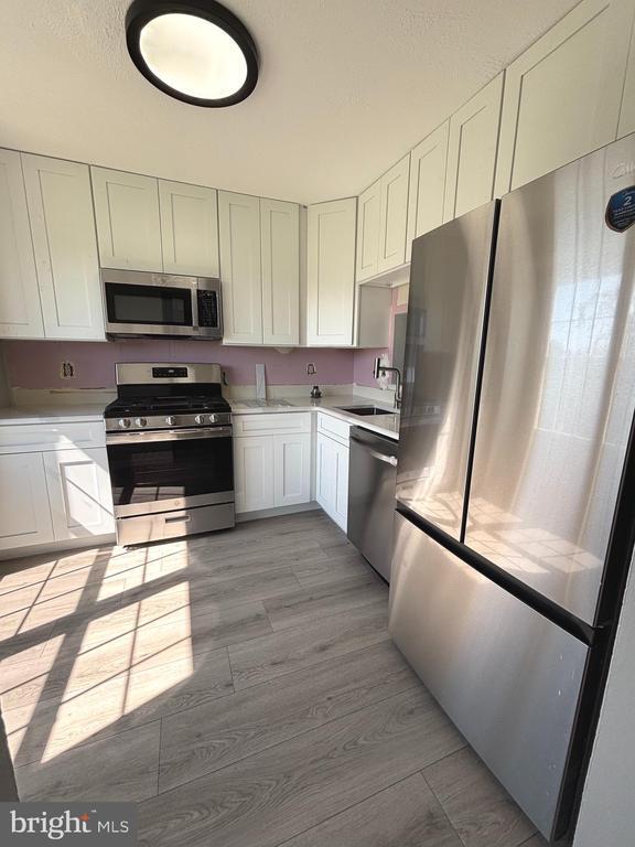 Building Photo - 2502 Thistledown Ct