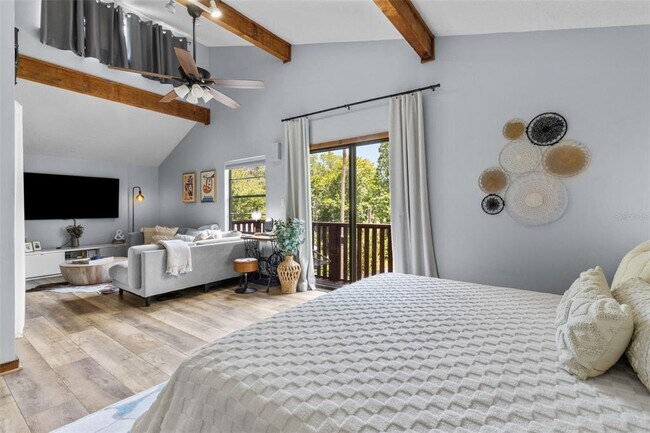 Building Photo - 4925 Hamilton Rd