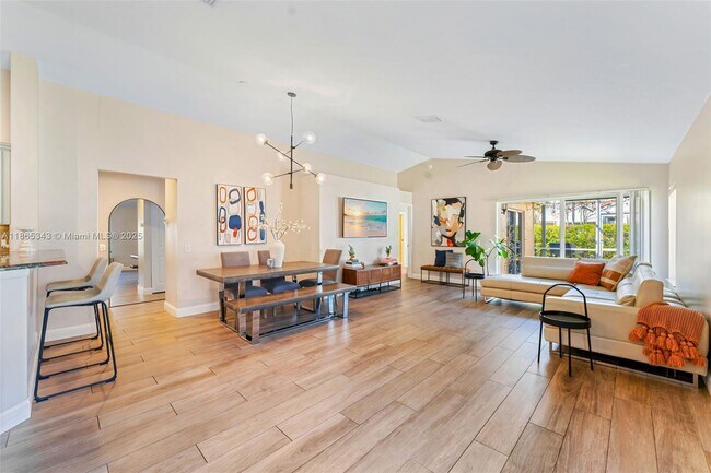 Building Photo - 1536 Salerno Cir
