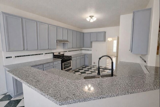 Building Photo - 13623 Eldridge Springs Way