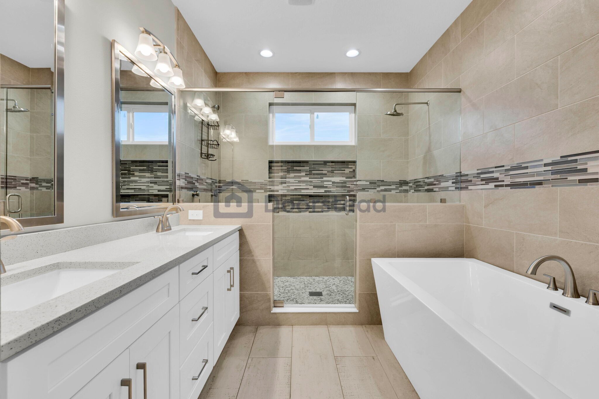 Building Photo - 4114 N Nebraska Ave