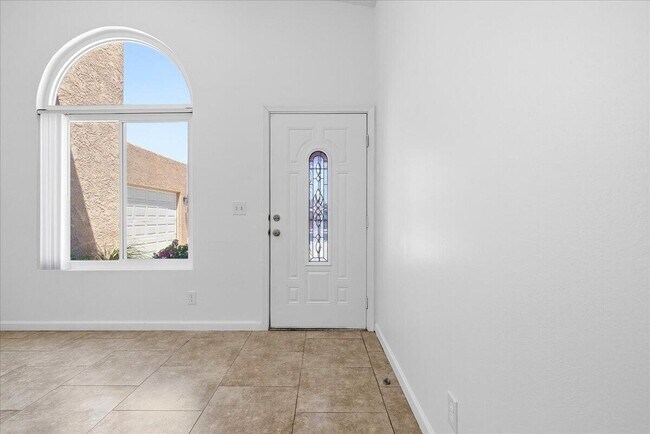 Building Photo - 31601 Avenida Maravilla
