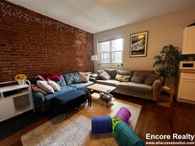 Building Photo - 31 Stearns Rd