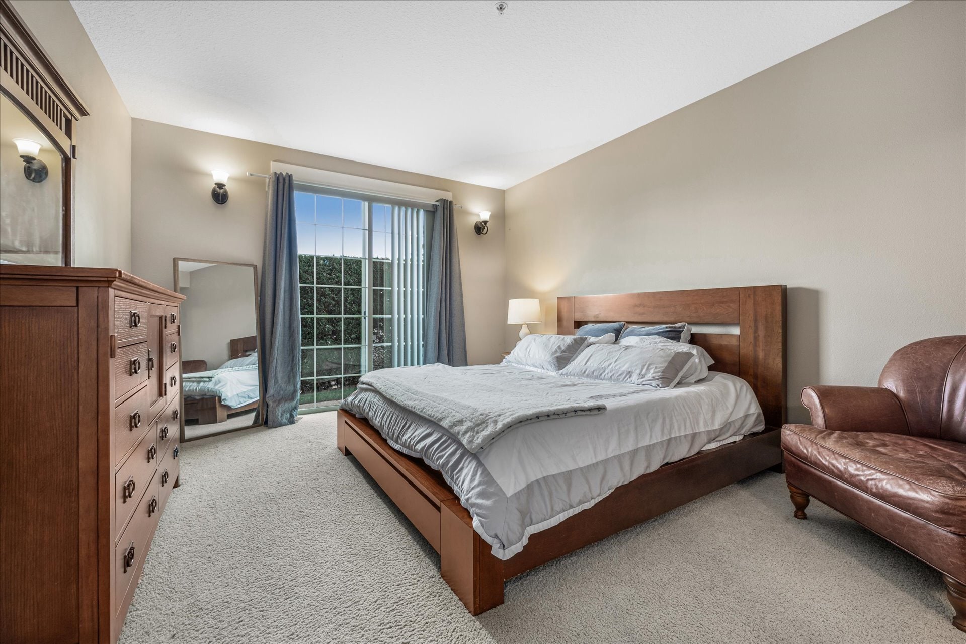 Building Photo - 3640 SW Baird St