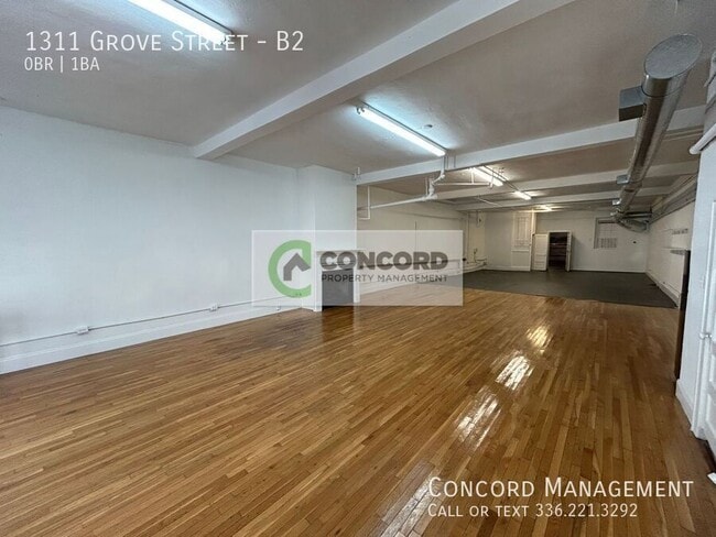 Building Photo - 1311 Grove St