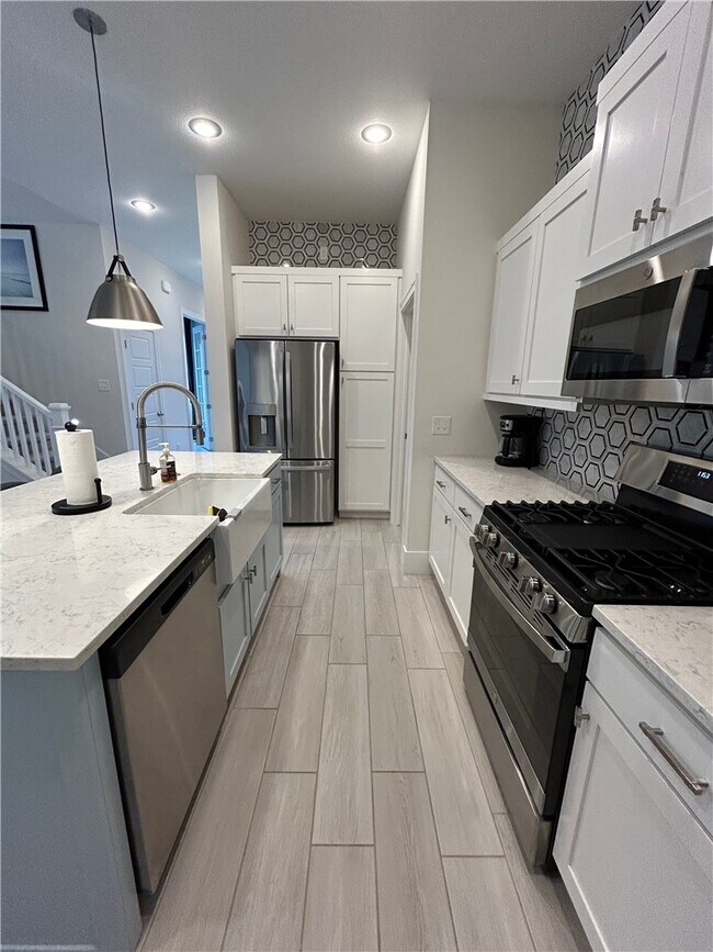 Building Photo - 606 Mill Pond Wy