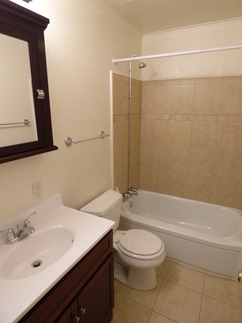 Building Photo - APPLICATION PENDING -  820 1/2 S. C Street...