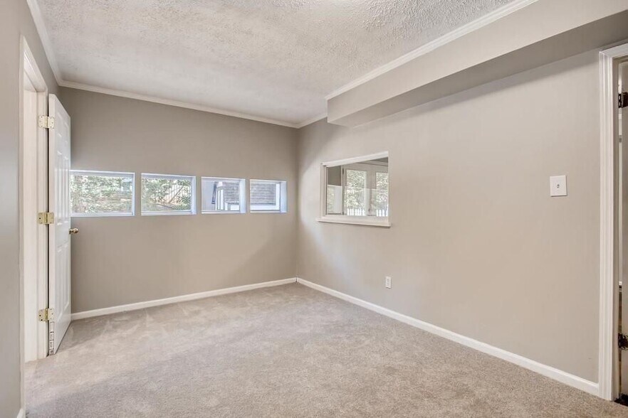 Building Photo - 2274 Turtle Landing