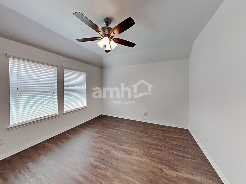 Building Photo - 6031 Brenwood Trails Ln
