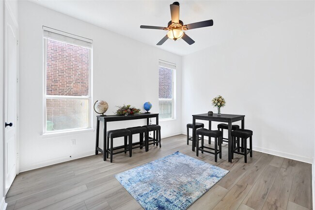 Building Photo - 27915 Genesis Manor Ln