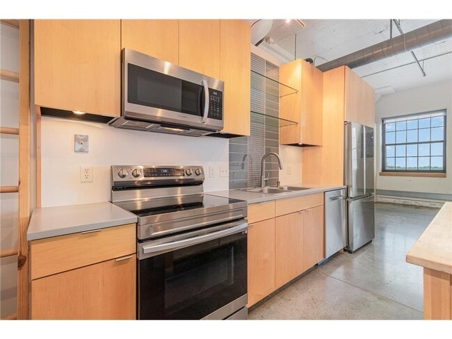 Building Photo - 730 Stinson Blvd NE