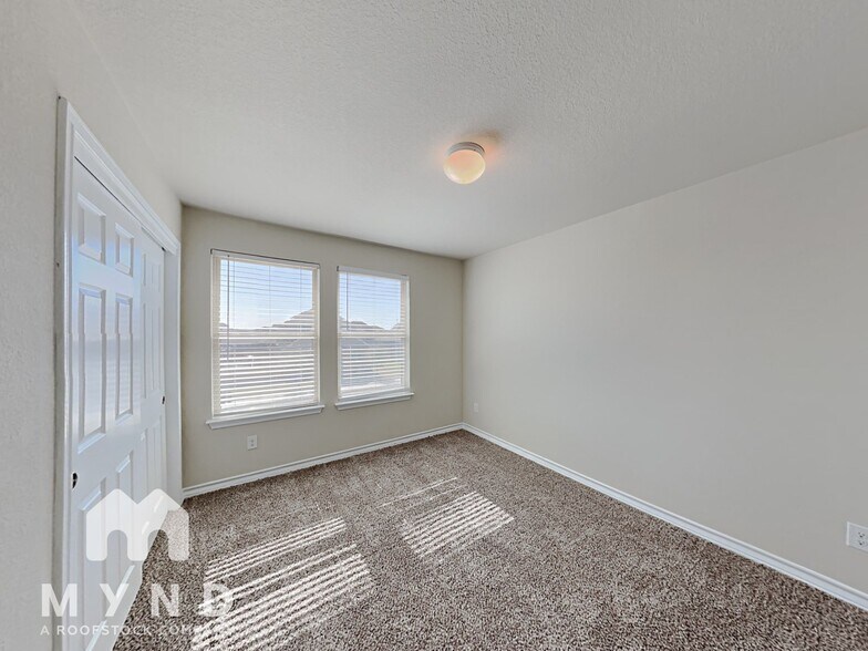 Building Photo - 1640 W Broade St