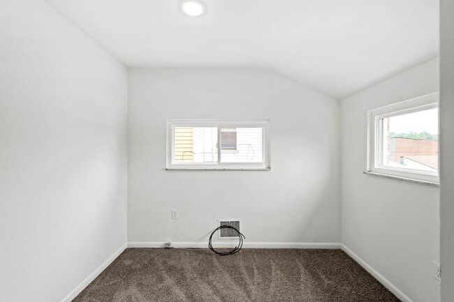 Building Photo - AVAILABLE JULY 1ST! Don't miss this RENOVATED 3-BEDROOM!!