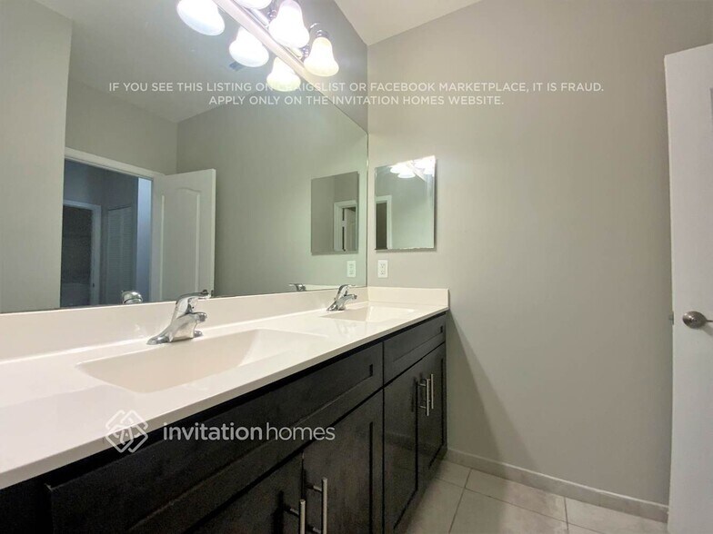 Building Photo - 12762 Anthorne Ln