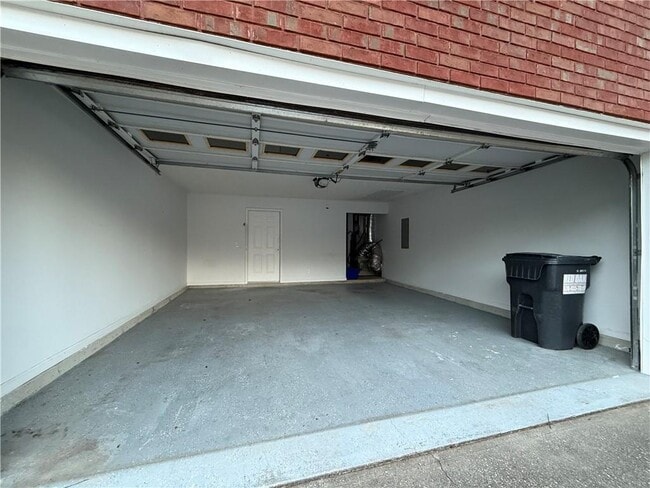 Building Photo - 3284 Saddlegate Ct