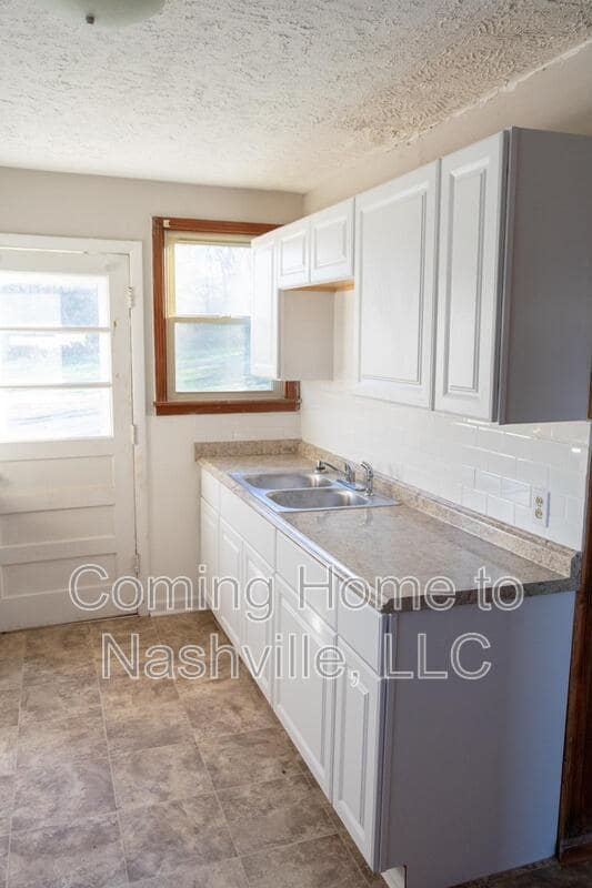 Building Photo - 410-A Ewing Drive