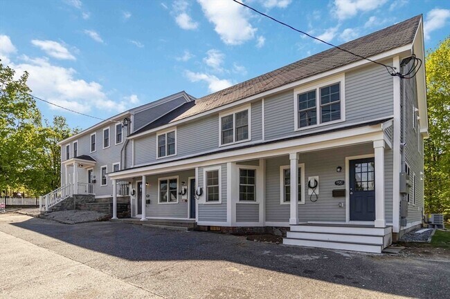 Building Photo - 192 Main St